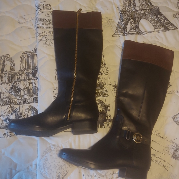 New Michael Kors boot size 7 1/2 - Picture 11 of 13